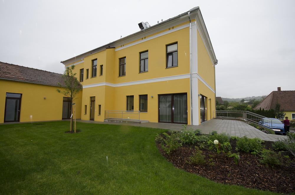 Papperl A' Pub Hotel Schönberg am Kamp Exterior foto